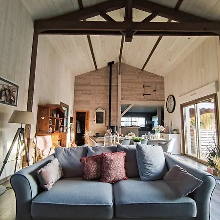 Locarmel בית נופש Gouts